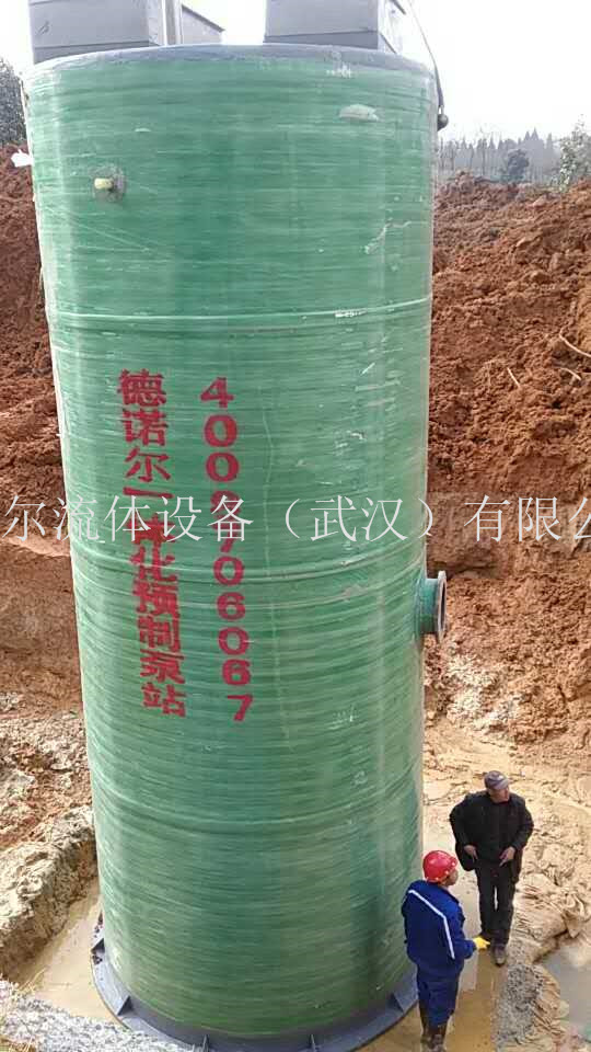 一體化泵站安裝現(xiàn)場 一體化泵站安裝現(xiàn)場