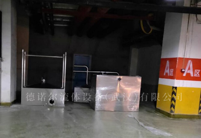 油水分離器2.jpg 油水分離器2.jpg